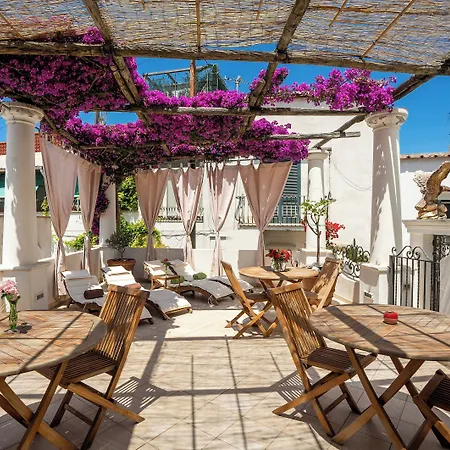 Alle Stelle By Fm, Capri Acomodação com café da manhã  4*