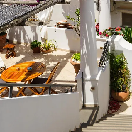 Acomodação com café da manhã  Alle Stelle By Fm, Capri 4*