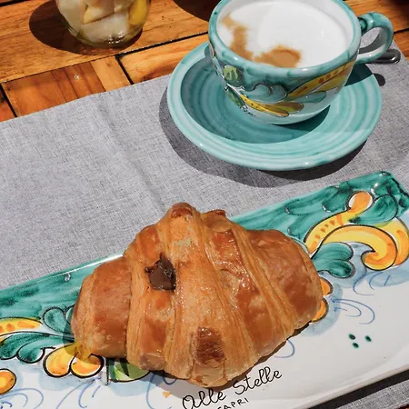Acomodação com café da manhã  Alle Stelle By Fm, Capri